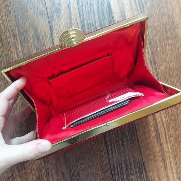 Vintage Clutch - Picture 4 of 11